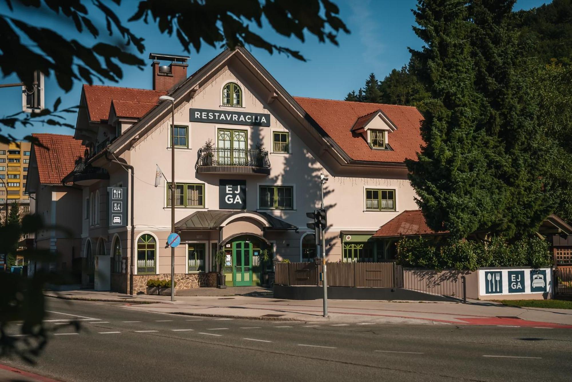 Guest House Ejga Jesenice Eksteriør bilde